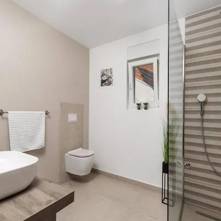 Stunning With Panoramic View فيلة أوباتيا