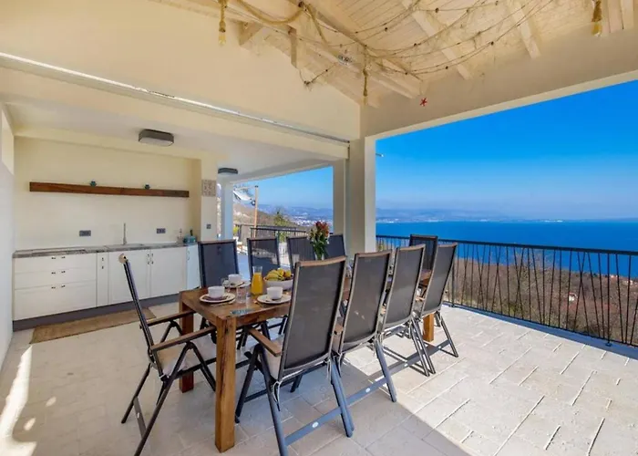 Stunning With Panoramic View