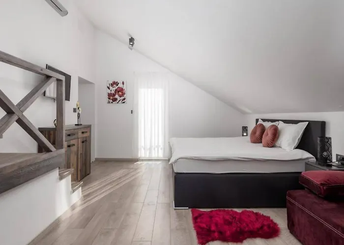 Stunning With Panoramic View