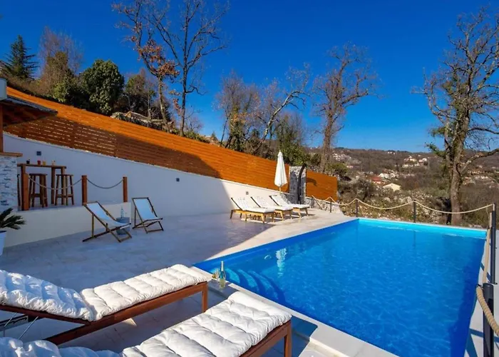 Vila Stunning With Panoramic View *